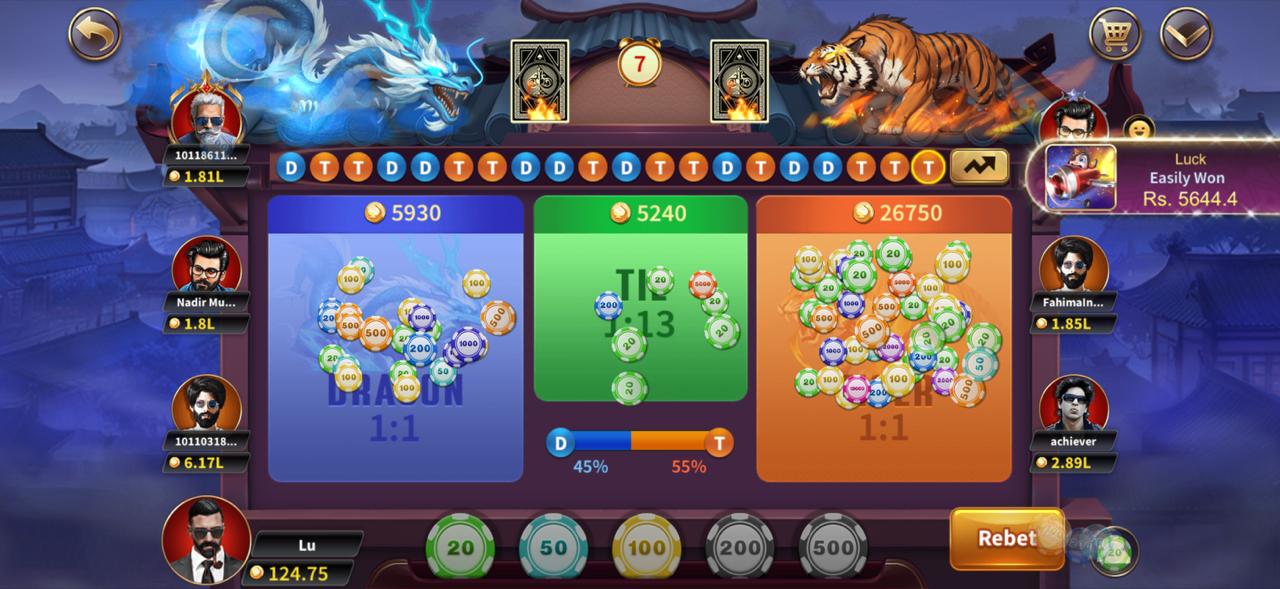 Dragon Tiger round in Royal X Casino showing betting areas, result history and chip values